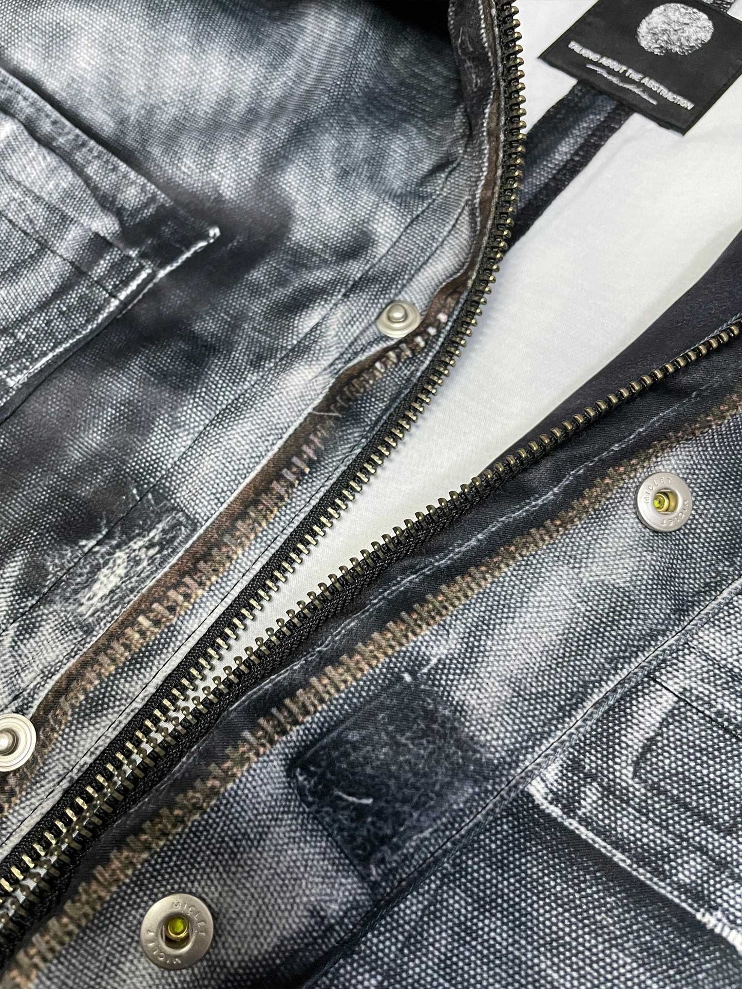 PRINT COVERALL BLACK 26SS-J-001